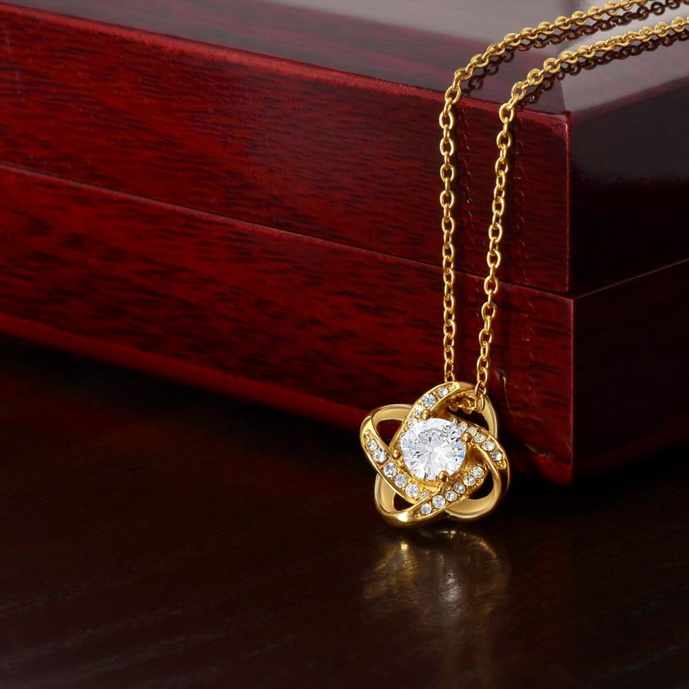 Love Knot Necklace for Mom – Unbreakable Bond Mother's Day Gift